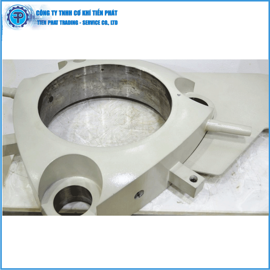 Mặt bích đỡ đầu chia nguyên liệu